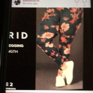 Torrid Celine floral legggins.